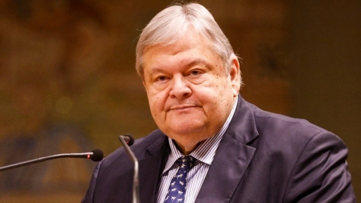 Απάντηση του Ευάγγελου Βενιζέλου στις κυβερνητικές πηγές