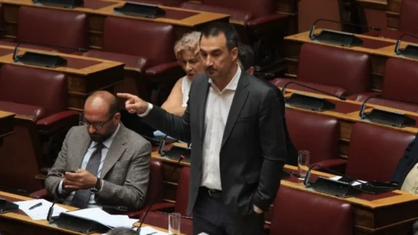 Βουλή - Αλ. Χαρίτσης: Απαιτούμε από τον πρωθυπουργό να αποπεμφθεί ο κ. Φλωρίδης