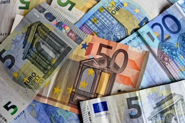 Επίδομα θέρμανσης: Σήμερα καταβάλλεται το ποσό στους δικαιούχους