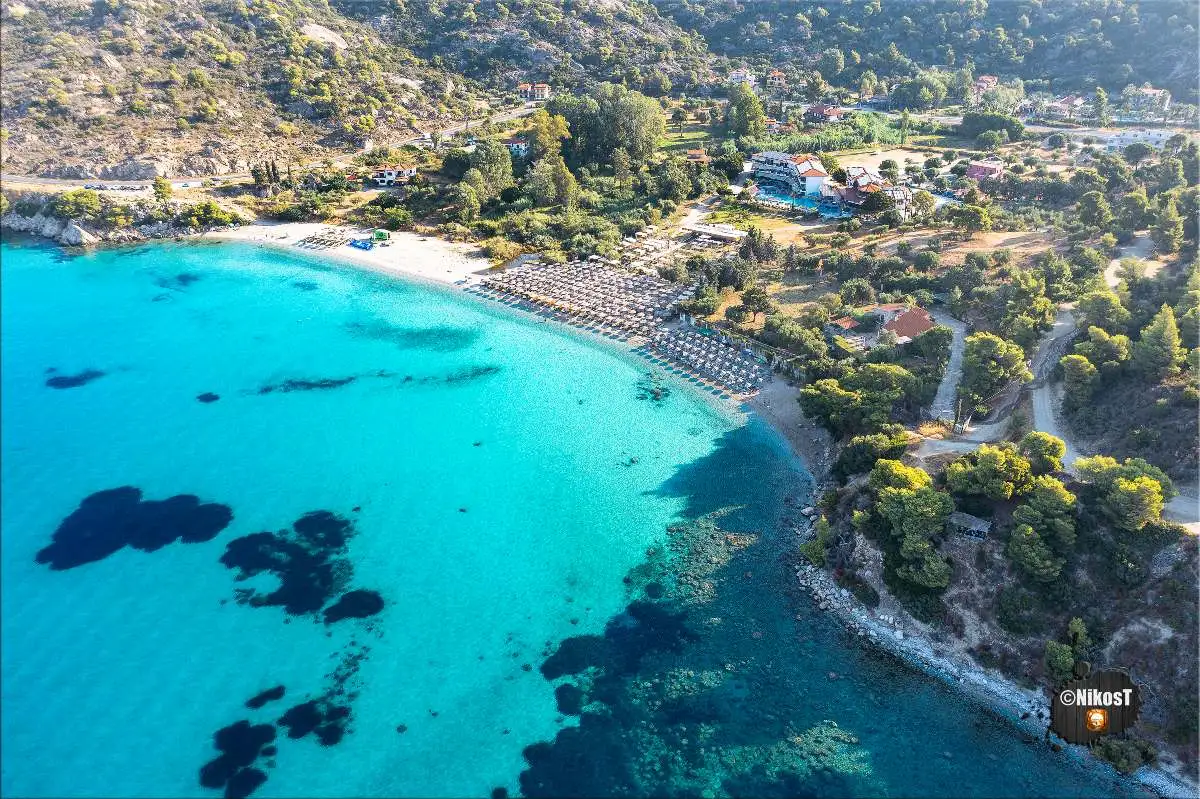 Ανακαλύπτοντας την Ακτή Κοβιού: Η παραλία με τη λευκή άμμο και τα γαλαζοπράσινα νερά - Δείτε video