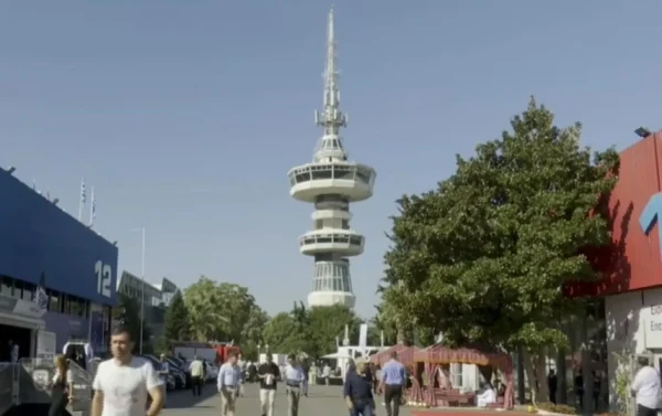 Μ. Παπαδόπουλος (ΚΚΕ): Δεν υπάρχει μαγική λύση, ή θα χάσει το κεφάλαιο ή θα χάσουμε πάλι εμείς – Κάλεσμα σε αντεπίθεση ενόψει ΔΕΘ