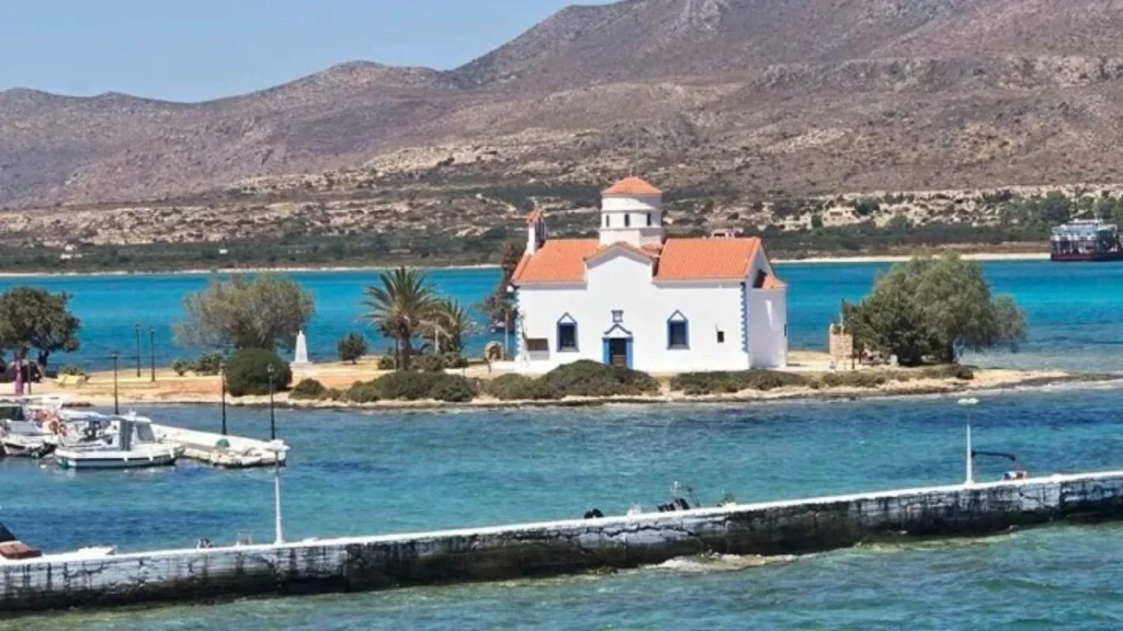 Ελαφόνησος: Ο εξωτικός παράδεισος της Πελοποννήσου που στοχεύει στην αειφόρο τουριστική ανάπτυξη