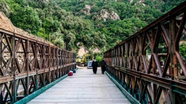Χαλκιδική: Παραδόθηκε στην κυκλοφορία η προσωρινή γέφυρα Bailey στην Τορώνη