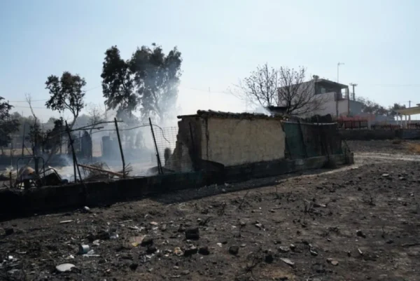 Νεκρός 76χρονος στην Κερατέα – Ζούσε μόνος του χωρίς ρεύμα και νερό