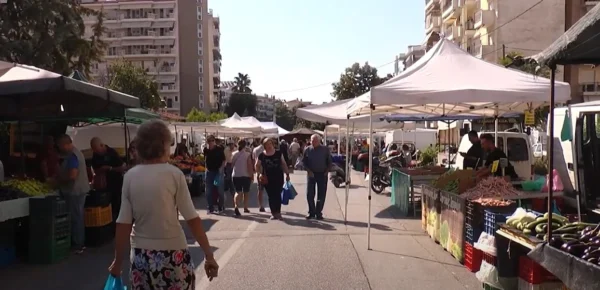 Λαϊκή αγορά: Καλές οι τιμές αλλά ελάχιστες οι αγορές - video