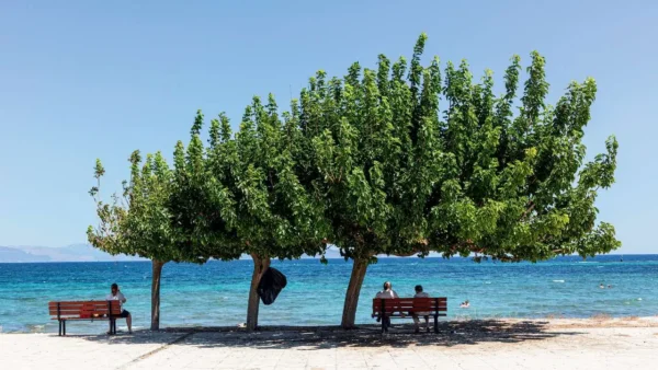 Καιρός αύριο: Έως τους 34 βαθμούς θα φτάσει η θερμοκρασία – Άνεμοι 7 μποφόρ στο Αιγαίο