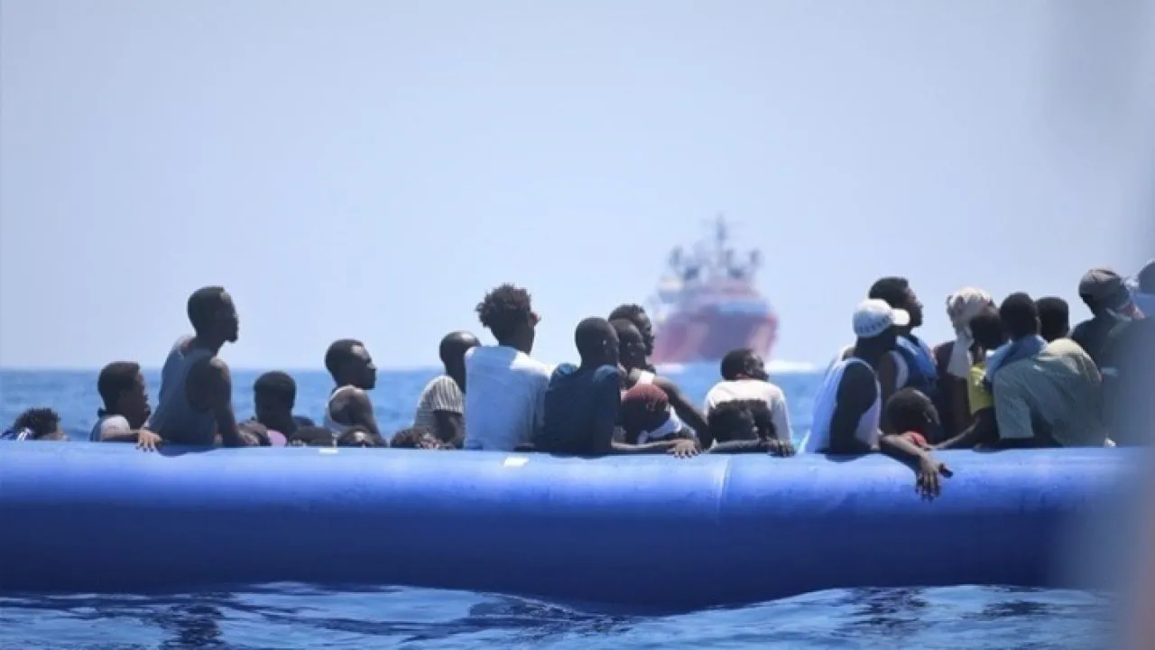 Γκάμπια-Μαυριτανία: Τουλάχιστον 70 νεκροί πρόσφυγες από ανατροπή πλεούμενου