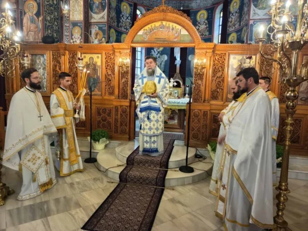 Ο Σερρών Θεολόγος στην ενορία των παιδικών του χρόνων