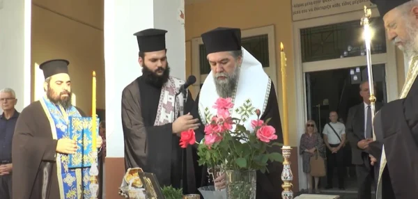 Σέρρες: Χτύπησε το πρώτο κουδούνι της χρονιάς - Οι σχολικές μονάδες υποδέχτηκαν τους μαθητές - video