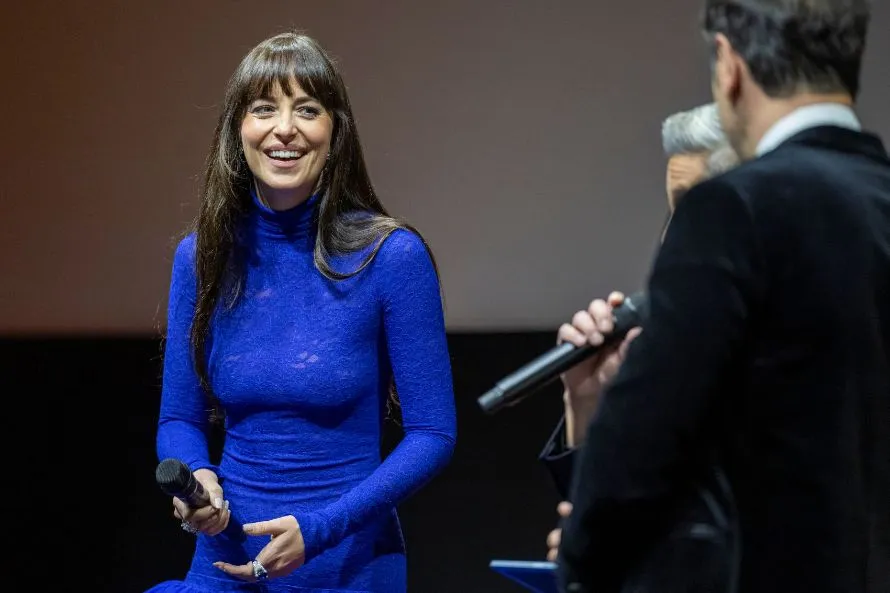 ZFF 2025: Η Ντακότα Τζόνσον έκλεψε την παράσταση καθώς τιμήθηκε με το βραβείο Golden Eye