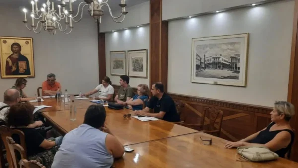 Συνάντηση εργασίας με εκπροσώπους φορέων ΑμεΑ με θέμα τις δημόσιες θέσεις στάθμευσης της πόλης των Σερρών