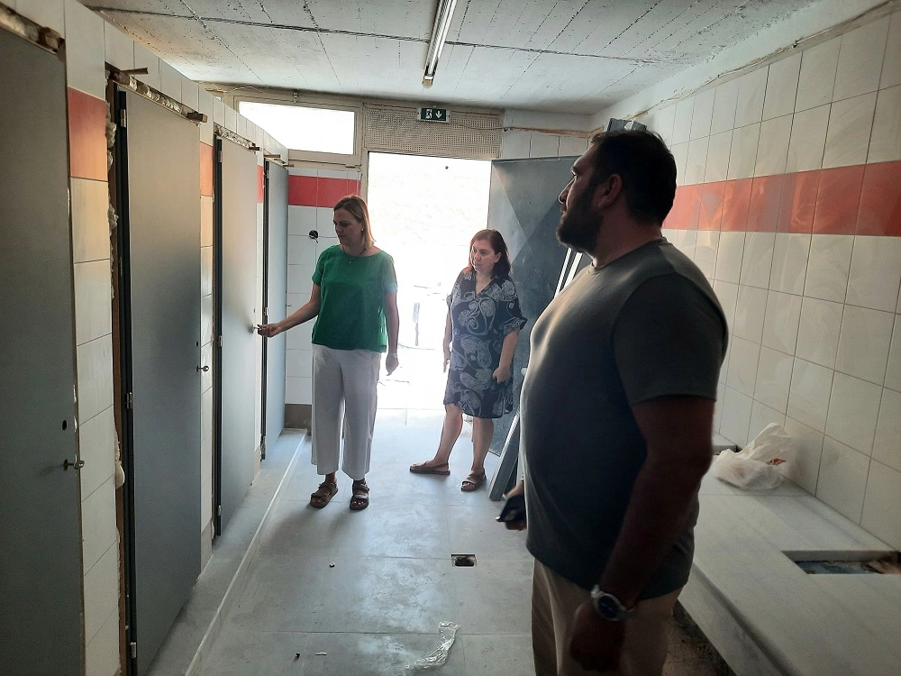 Συνεχίζονται οι παρεμβάσεις στα σχολεία του Δήμου Σερρών-Αυτοψία της Δημάρχου και του Αντιδημάρχου Παιδείας