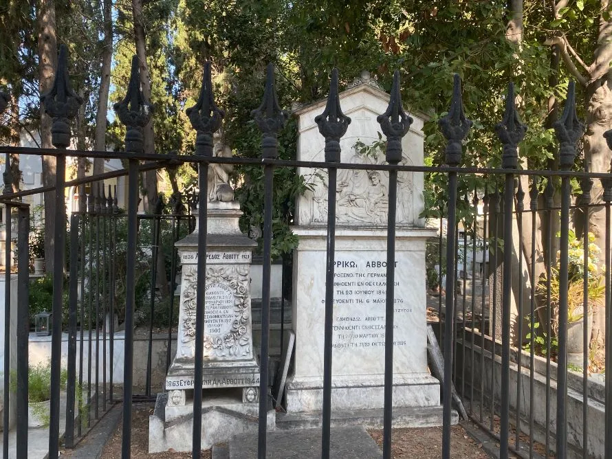 Περίπατος μνήμης στα ιστορικά κοιμητήρια της Θεσσαλονίκης - Τόπος πένθους και κοινωνικής ζωής