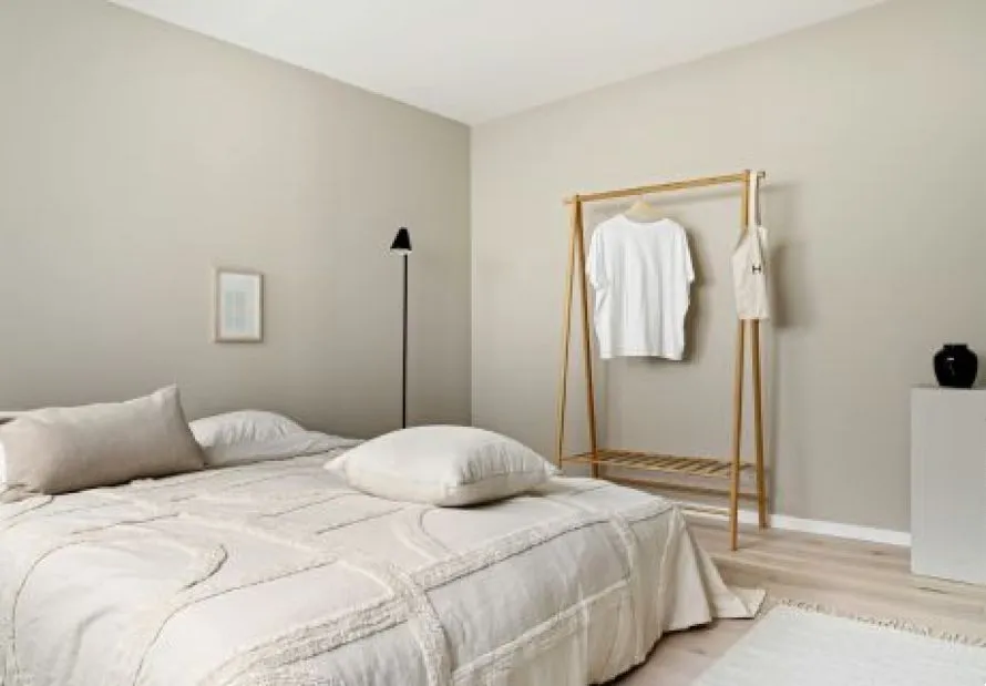 Λύσεις για ένα πιο όμορφο και καθαρό υπνοδωμάτιο χωρίς έξοδα