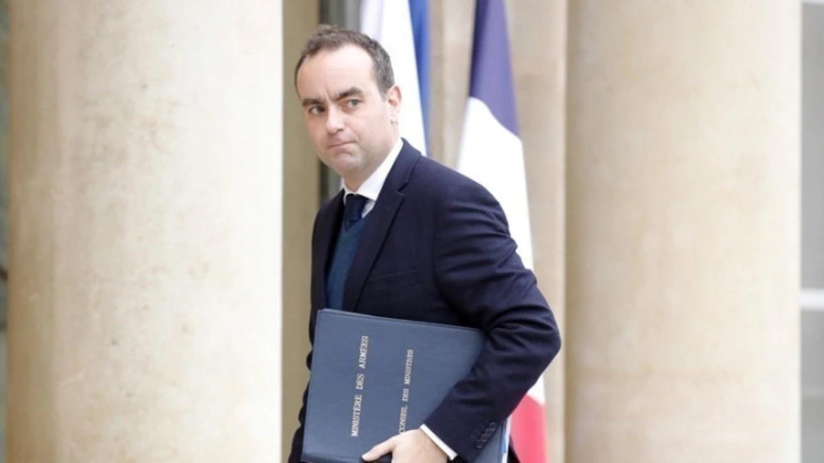 Γαλλία: Ο Μακρόν διόρισε νέο πρωθυπουργό τον Σεμπαστιάν Λεκορνί