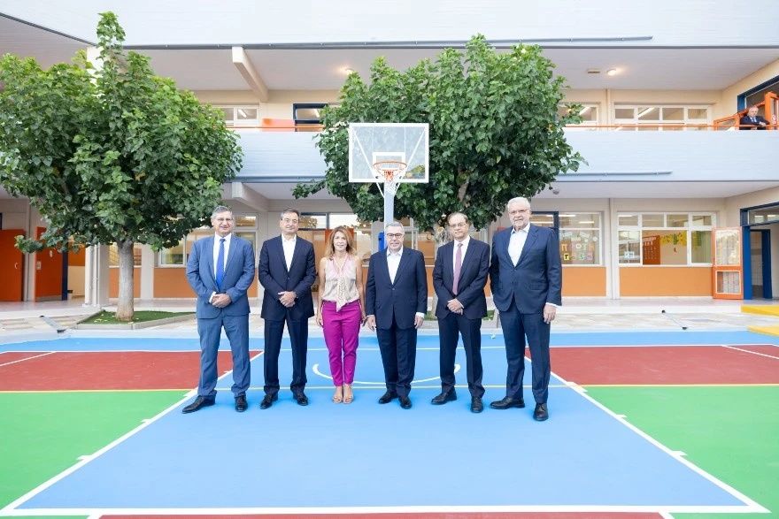 Στήριξη της Παιδείας από τις τέσσερις συστημικές τράπεζες με 430 ανακαινισμένα σχολεία