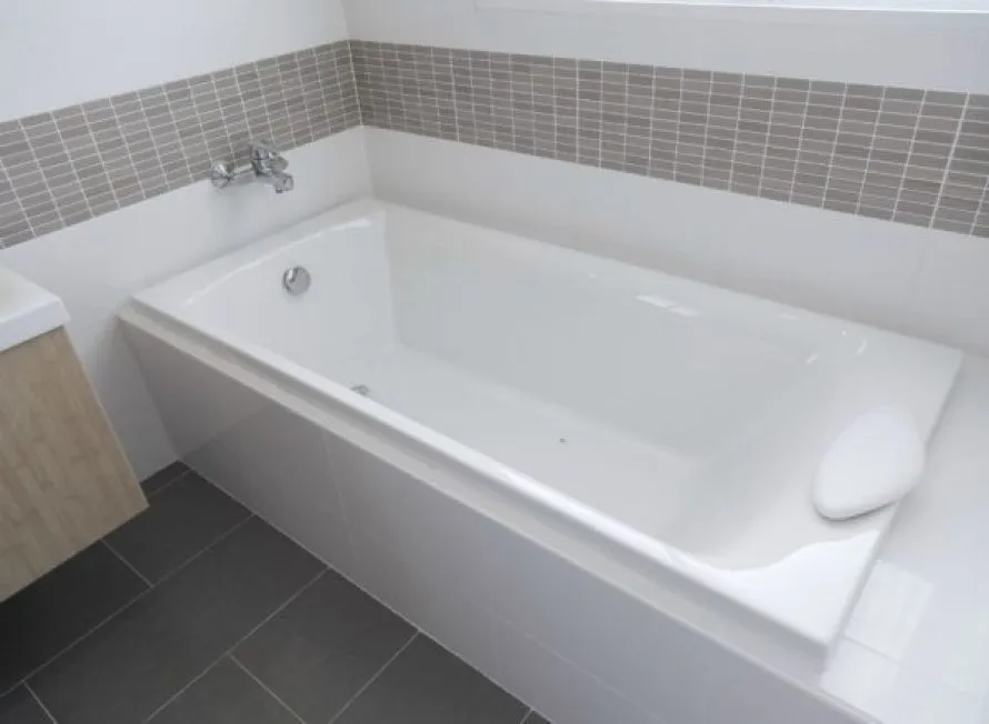 Καθαρίστε το μπάνιο σας σωστά: Οδηγός βήμα προς βήμα