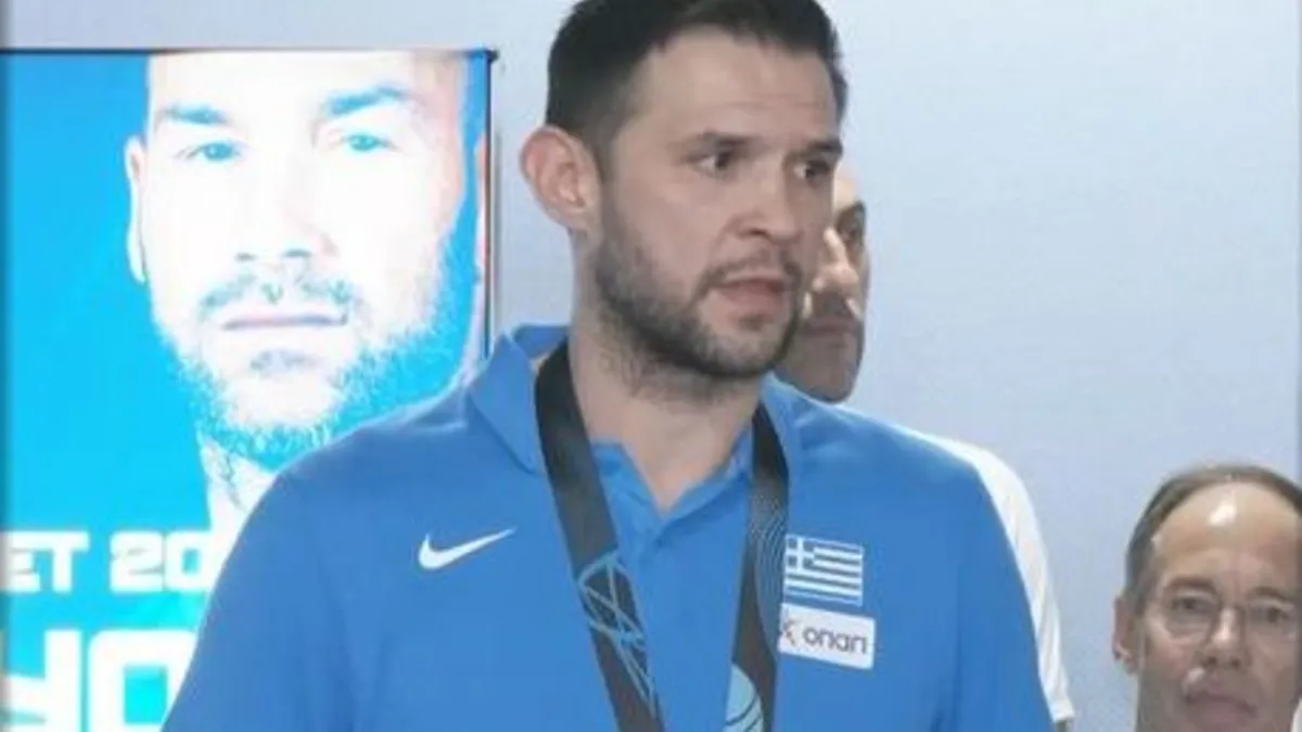 Κ. Παπανικολάου: Προστάτευσε δύο παιδιά από τροχαίο που είχε η μητέρα τους έξω από το γήπεδο