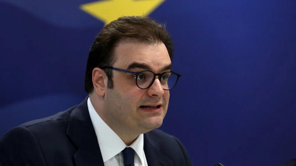 Συντονίζει συζήτηση για καινοτομία και ψηφιοποίηση