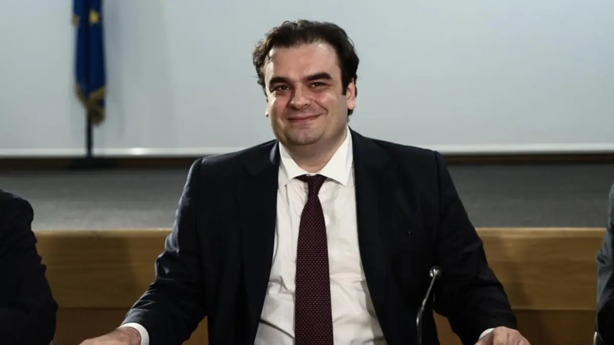 Πιερρακάκης: Ο πρωθυπουργός ανακοινώνει απόψε νέο πακέτο σταθερότητας