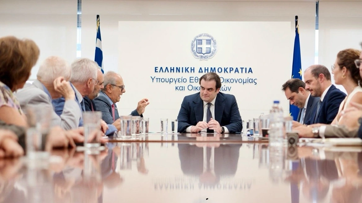 Συνάντηση του Υπουργού Εθνικής Οικονομίας και Οικονομικών Κυριάκου Πιερρακάκη με την ΠΟΜΙΔΑ