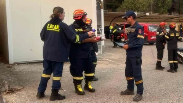 Πιλοτικό πρόγραμμα δωρεάν διακοπών πυροσβεστών και των οικογενειών τους στις κατασκηνώσεις του υπ. Παιδείας στη Νέα Μάκρη - Συνάντηση Γ. Κεφαλογιάννη-Σ. Ζαχαράκη