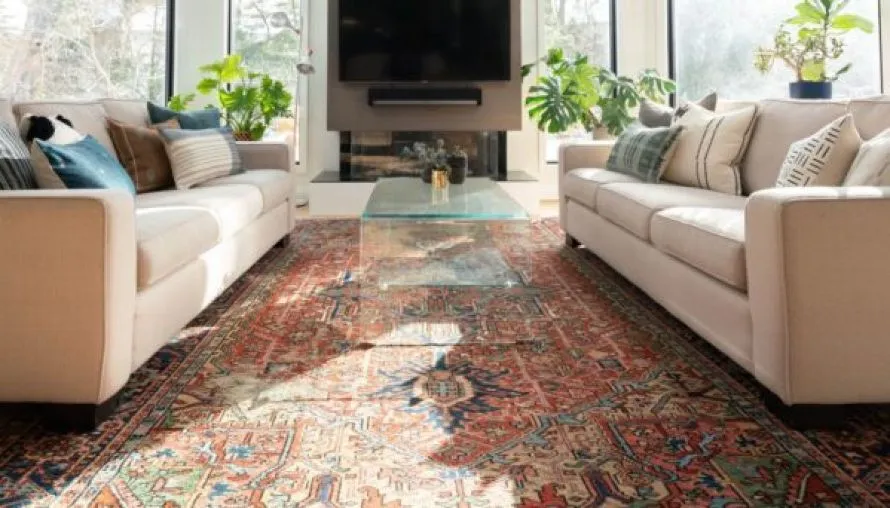 Ο οδηγός του interior designer: Ποια αντικείμενα μπαίνουν πρώτα και ποια τελευταία