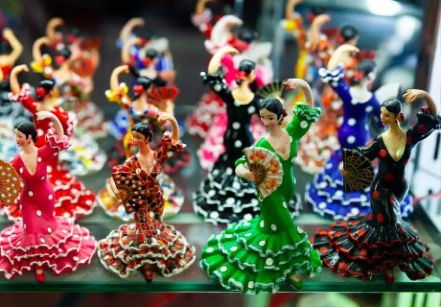 Τα πιο άχρηστα διακοσμητικά που γεμίζουν το σπίτι χωρίς να προσφέρουν τίποτα