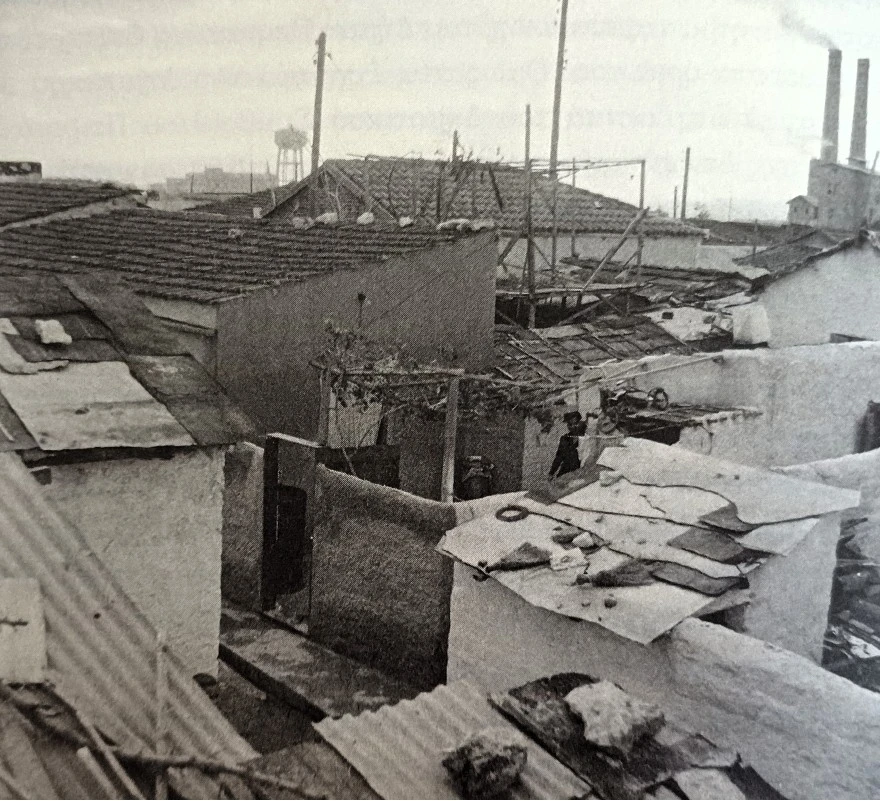 Η μακρά διαδρομή της Δραπετσώνας - Εκεί όπου δεν είχαν ζωή οι πρόσφυγες και τόπο οι πόρνες...