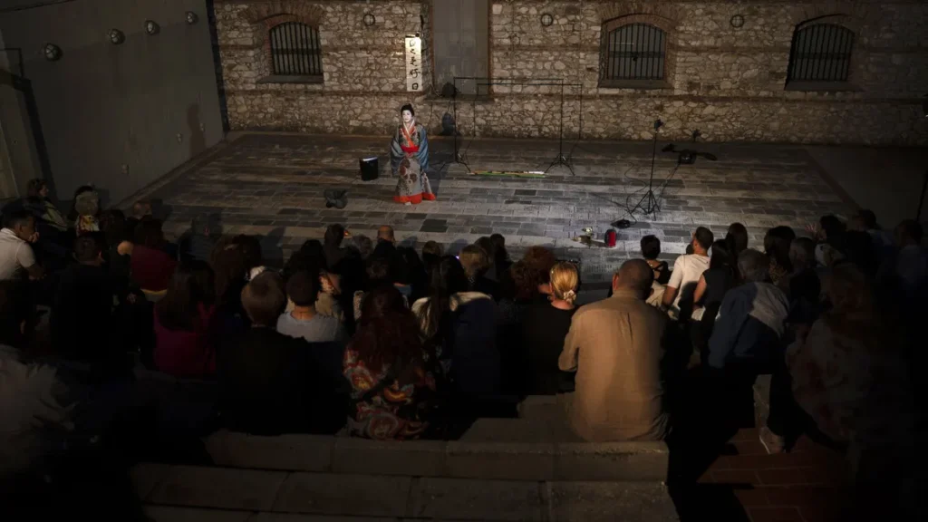 Η «Τελετουργία του Τσαγιού» μια μοναδική θεατρική εμπειρία στην παλιά πόλη της Καβάλας