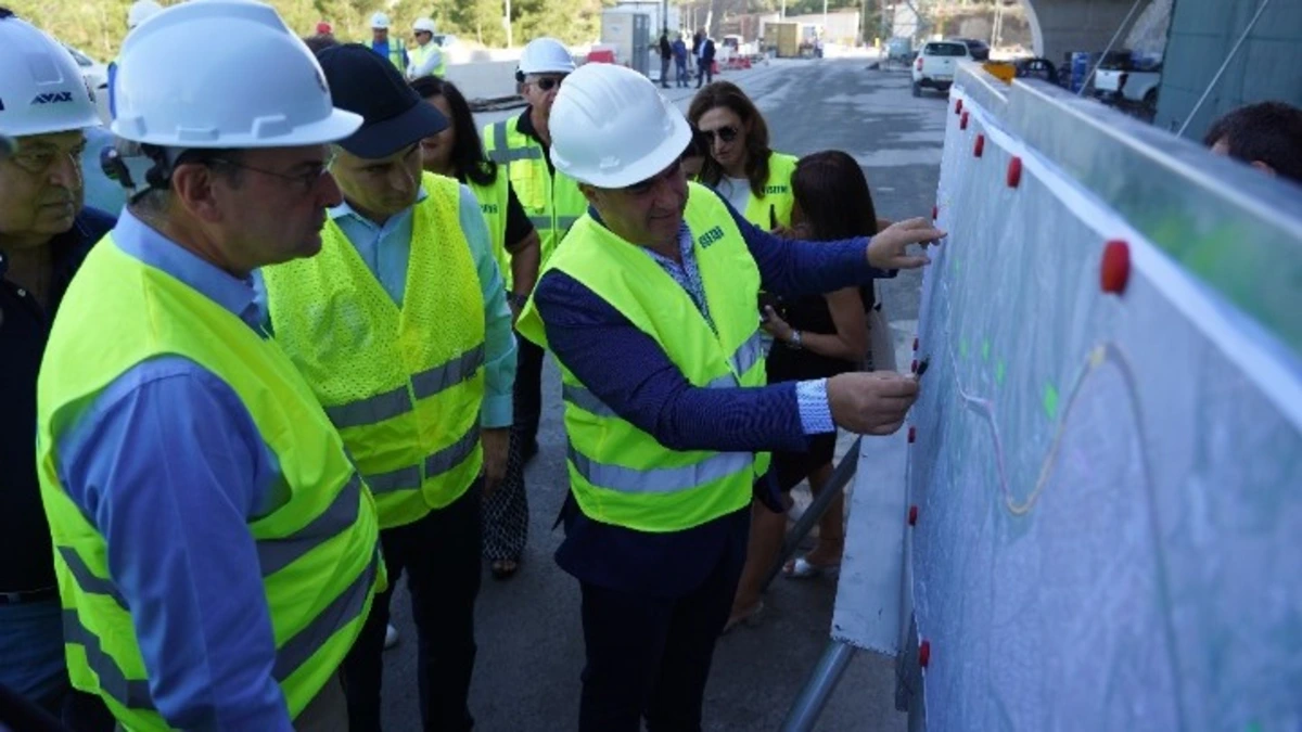 Εντυπωσιασμένος από την εξέλιξη του Flyover δήλωσε ο Κ. Χατζηδάκης