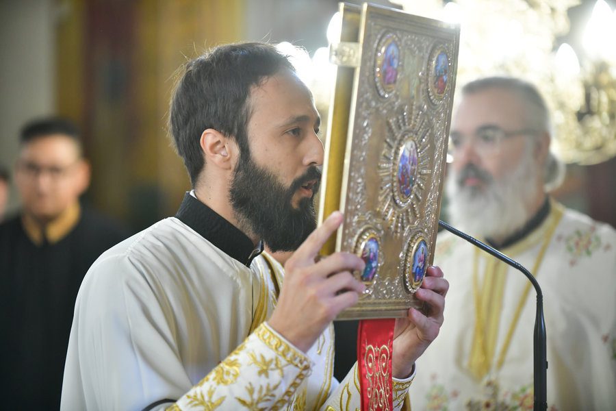 Χειροτονία νέου πρεσβυτέρου στην Εκκλησία των Σερρών