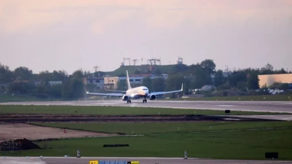 Λιθουανία: Έκλεισε ξανά το αεροδρόμιο του Βίλνιους λόγω μετεωρολογικών μπαλονιών