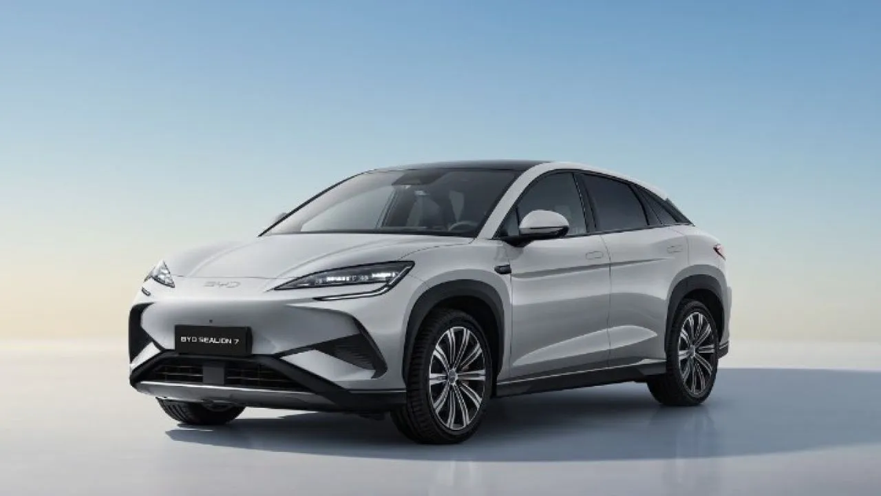 Η BYD λανσάρει ένα πρωτοποριακό μοντέλο Super Hybrid με τεχνολογία βιοκαυσίμων