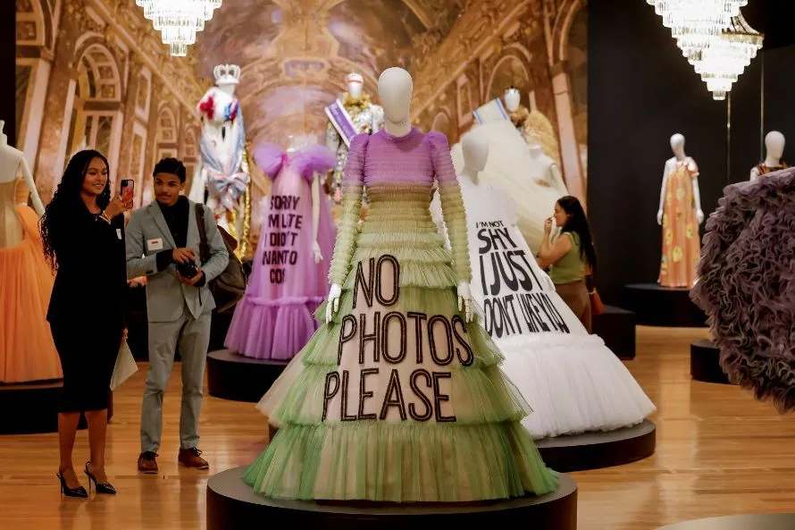 Τη μόδα και την τέχνη γεφυρώνει η έκθεση «Viktor&Rolf. Fashion Statements» στην Ατλάντα