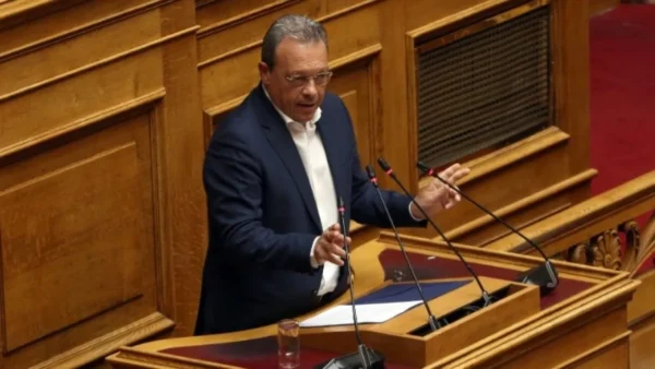 Βουλή-Σ. Φάμελλος: "Άμεση διπλωματική παρέμβαση" προκειμένου να προστατευτούν οι Έλληνες και οι Ελληνίδες που έχουν συλληφθεί