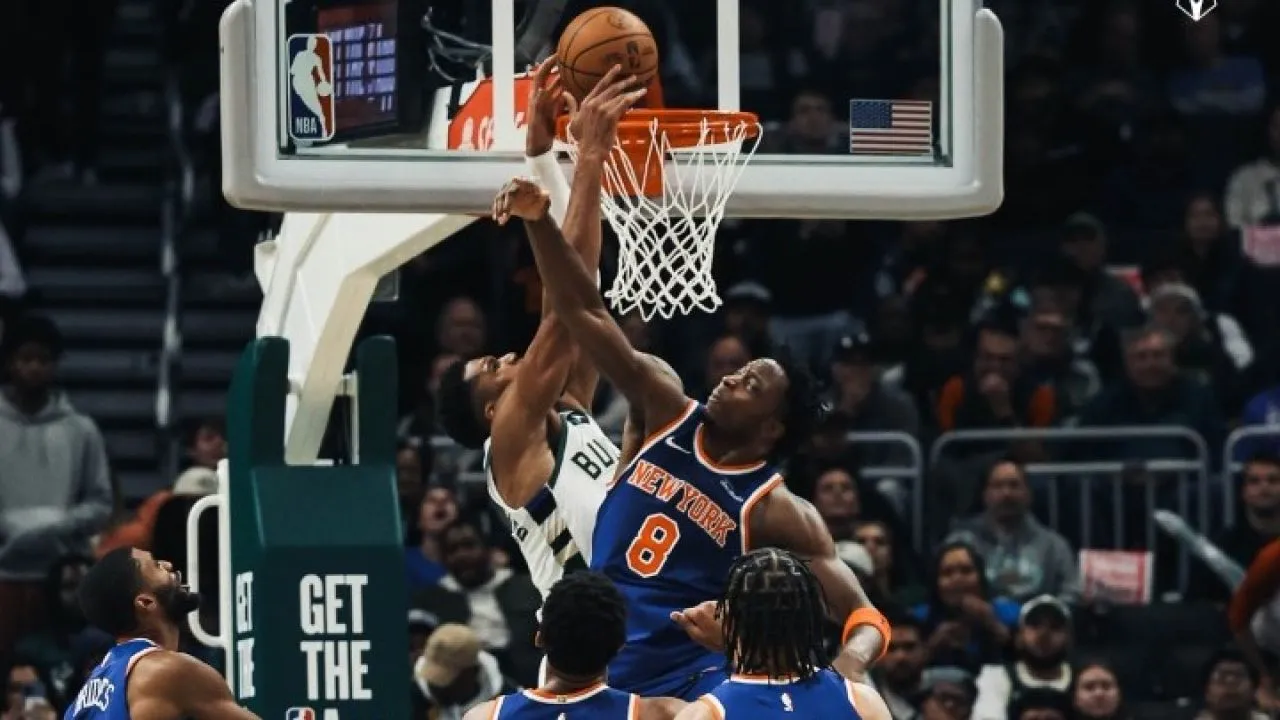 Ο Αντετοκούνμπο οδήγησε τους Μπακς σε ανατροπή απέναντι στους Νικς