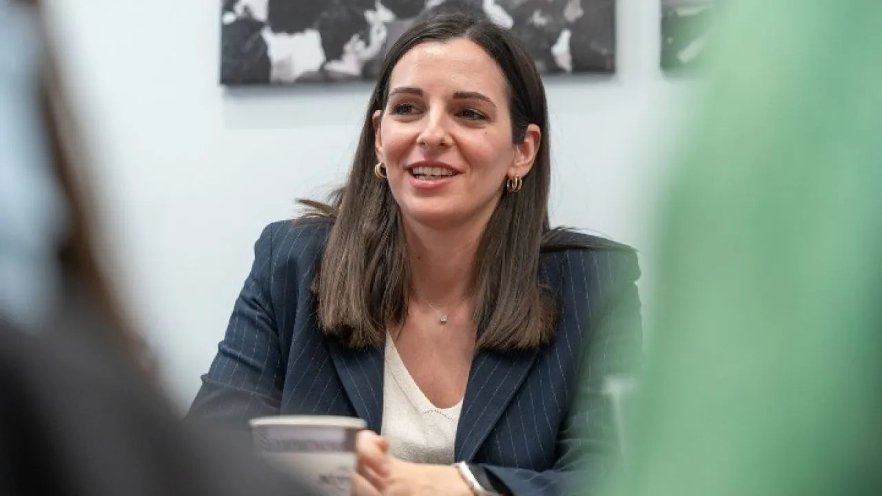 Ο. Μαρκογιαννάκη: Ο πρωθυπουργός εργαλειοποιεί το Μνημείο του Άγνωστου Στρατιώτη για να διχάσει