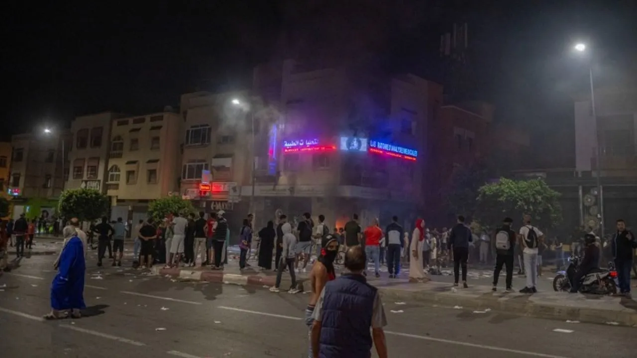 Μαρόκο: Η συλλογικότητα νέων «GenZ 212», που βρίσκεται πίσω από το κύμα διαδηλώσεων που συγκλονίζει τη χώρα, ζητεί την παραίτηση της κυβέρνησης