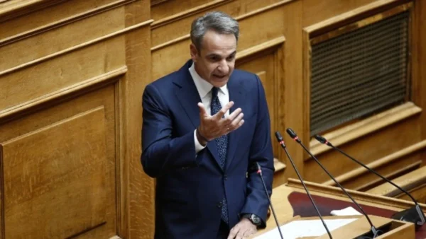 Κυρ.Μητσοτάκης σε Ν. Ανδρουλάκη: Αν ήσαστε στη θέση μου τι θα κάνατε, θα πιάνατε τον κ. Τραμπ από το πέτο και θα του λέγατε go back;
