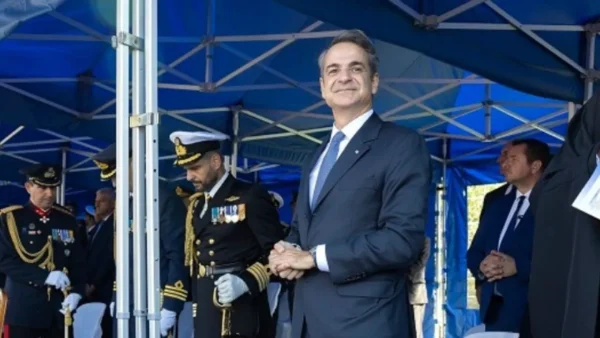 Κυρ. Μητσοτάκης: Το μήνυμα ενότητας του 1940 καλούμαστε να το μεταλαμπαδεύσουμε στις ευθύνες της δικής μας γενιάς