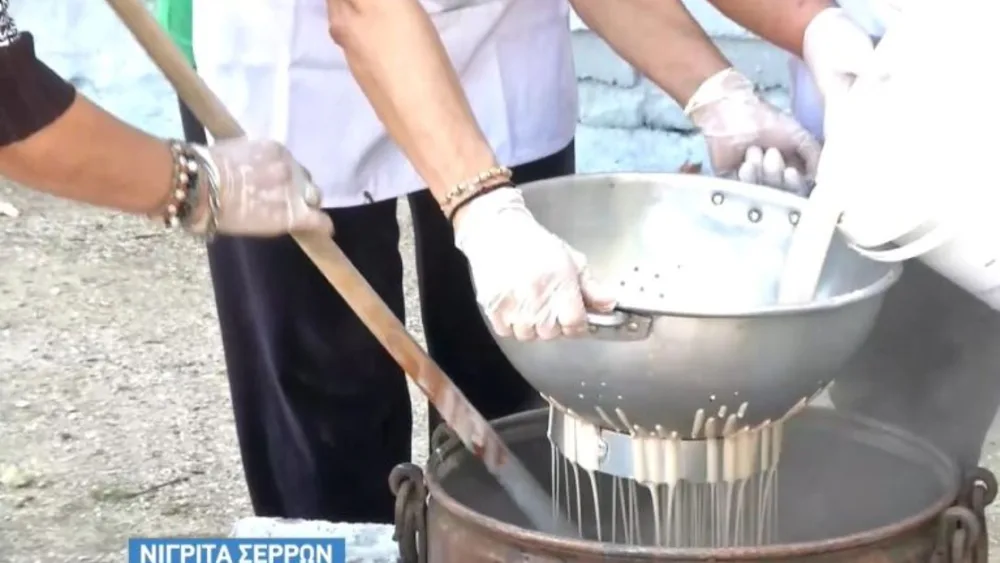 Γιορτή μουσταλευριάς στην Νιγρίτα Σερρών - video