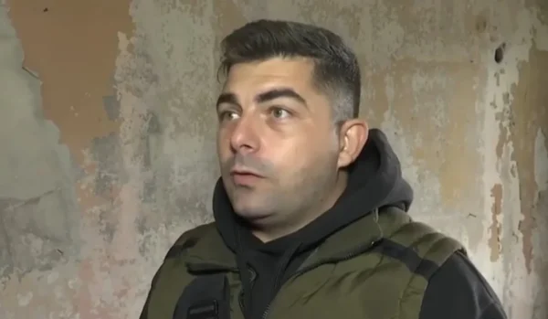 Θεσσαλονίκη: Ο ήρωας αστυνομικός περιγράφει πώς έσωσε τον 15χρονο από φλεγόμενο διαμέρισμα