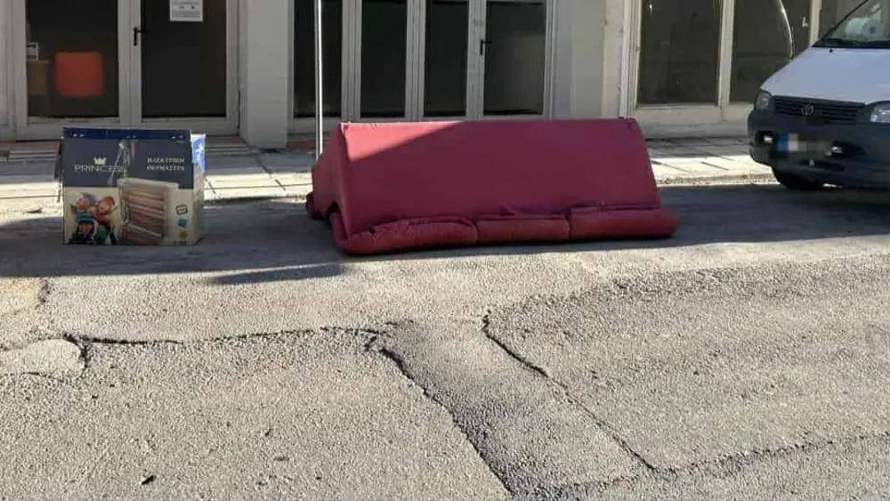 Ποινικό αδίκημα η εγκατάλειψη ογκωδών απορριμμάτων σε δημόσιους χώρους - Πρόστιμά και οδηγίες από τον δήμο Σερρών - video