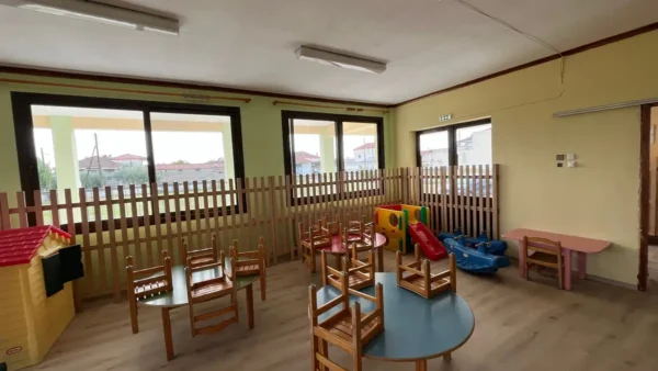 Ανοίγει πλήρως ανακαινισμένος ο δημοτικός παιδικός σταθμός της Κάτω Καμήλας