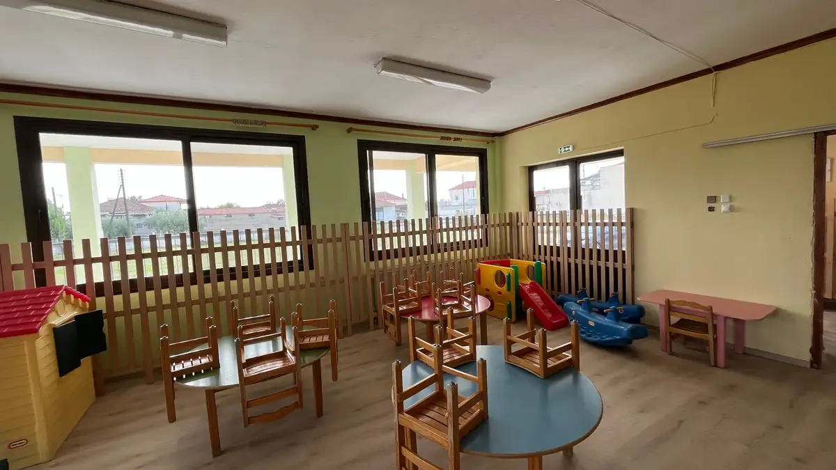 Ανοίγει πλήρως ανακαινισμένος ο δημοτικός παιδικός σταθμός της Κάτω Καμήλας