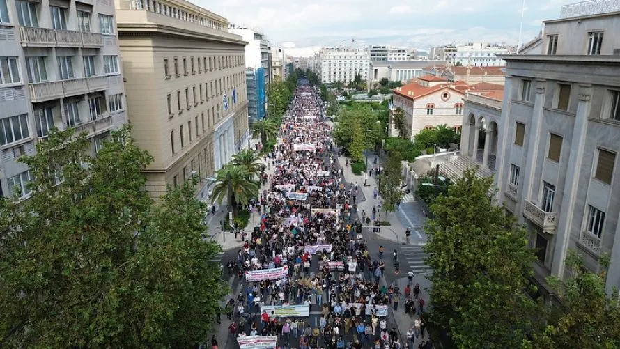 Συγκεντρώσεις και πορείες διαμαρτυρίας για το εργασιακό νομοσχέδιο