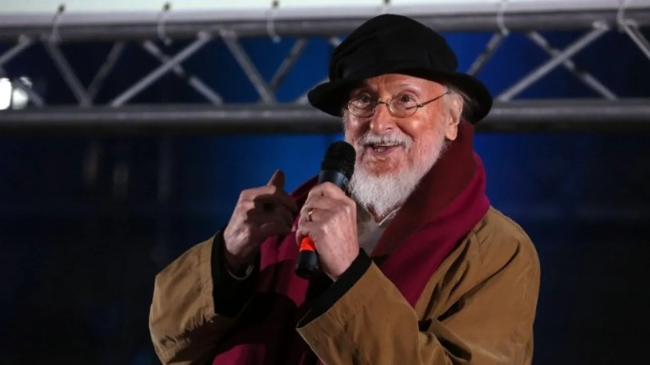 Το μεσημέρι του Σαββάτου η κηδεία του Δ. Σαββόπουλου - Στο παρεκκλήσι της Μητρόπολης Αθηνών από το πρωί, η σορός του