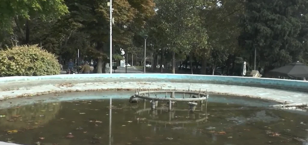 Σέρρες: Εκτός λειτουργίας τα σιντριβάνια στην πλατεία - Σε κακή κατάσταση τα βιοκλιματικά έργα - video