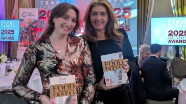 ΕΟΤ: Διάκριση της Ελλάδας στα Reader Awards